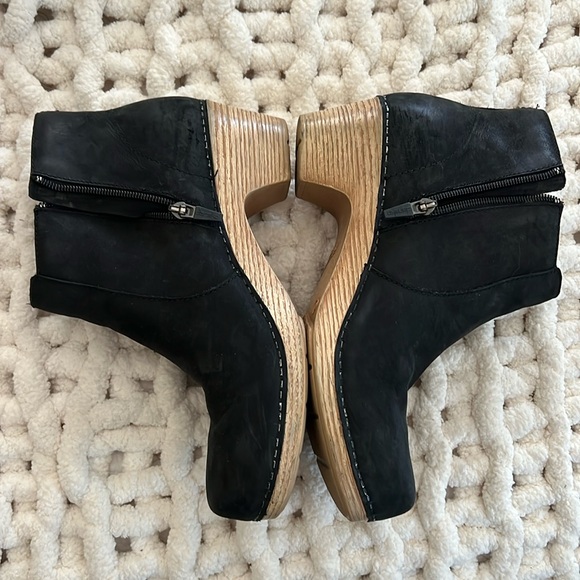 Dansko Maria Nubuck Ankle Clog Boot Black Low Heel 40 US9.5 - Picture 5 of 7
